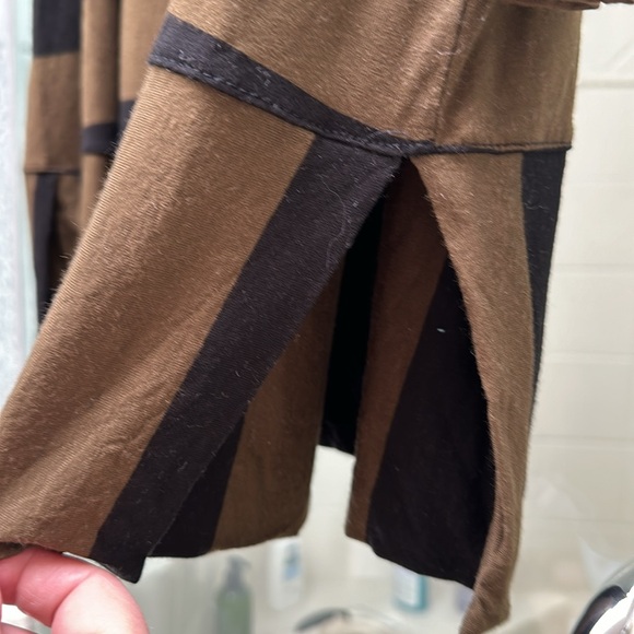 Alembika wide striped brown/black tunic top. Great drape Bust 27.5 in pit to pit - Picture 2 of 5